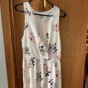 Lucky brand maxi dress. Worn a total of 2 times.